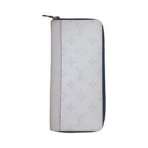 LOUIS VUITTON ZIP LONG WALLET